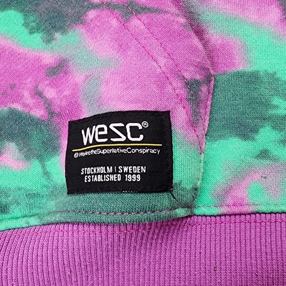 WESC Tie Dye Hoodie Purple Green Pullover Streetwear Size Medium Unisex - Picture 4 of 7